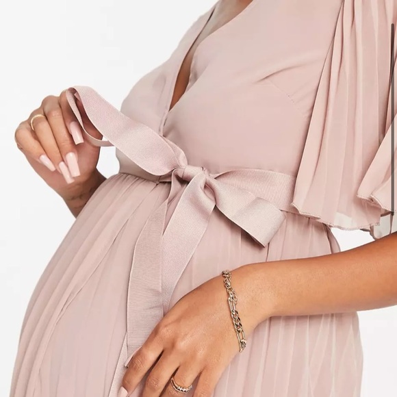 Never worn ASOS maternity wrap dress - Picture 3 of 8